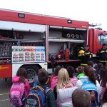 Презентација ватрогасне опреме и едукација ученика